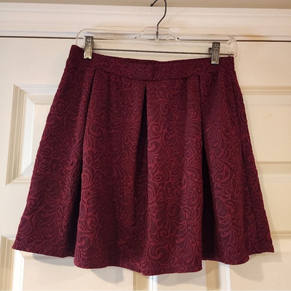 Joe Boxer maroon pleated mini skirt L Juniors
